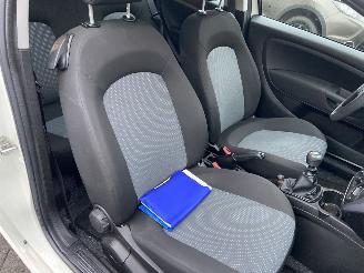 Fiat Punto 1.2 Pop  AIRCO Hatchback 3-dr. picture 22