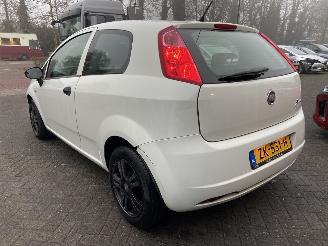 Fiat Punto 1.2 Pop  AIRCO Hatchback 3-dr. picture 11