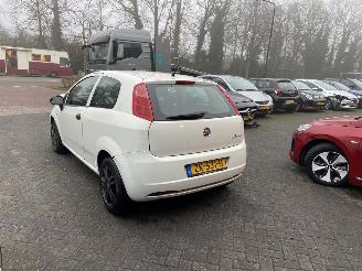škoda osobní automobily Fiat Punto 1.2 Pop  AIRCO Hatchback 3-dr. 2012/9