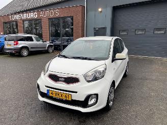 Unfallwagen Kia Picanto 1.0 CVVT BusinessLine  AIRCO Hatchback 3-dr. 2014/10