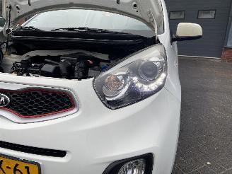 Kia Picanto 1.0 CVVT BusinessLine  AIRCO Hatchback 3-dr. picture 21
