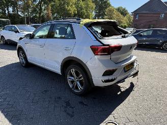 Volkswagen T-Roc 1.6 TDI Style Business  SUV 5-dr. picture 3