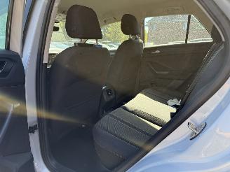 Volkswagen T-Roc 1.6 TDI Style Business  SUV 5-dr. picture 28