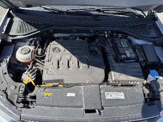 Volkswagen T-Roc 1.6 TDI Style Business  SUV 5-dr. picture 15