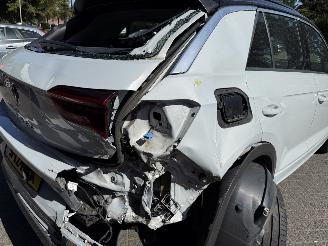 Volkswagen T-Roc 1.6 TDI Style Business  SUV 5-dr. picture 20