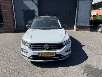 Volkswagen T-Roc 1.6 TDI Style Business  SUV 5-dr. picture 4