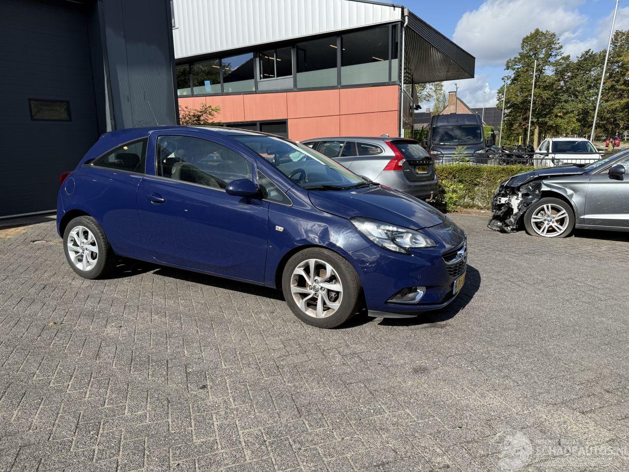 Opel Corsa 1.4 Innovation  PANORAMADAK Hatchback 3-dr.