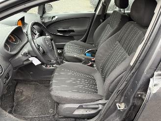 Opel Corsa 1.4-16V \'111\' Edition (Hatchback 5-dr.) picture 16