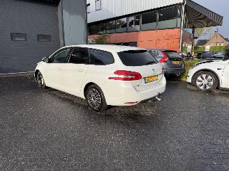 Peugeot 308 1.2 PureTech Blue Lease picture 34