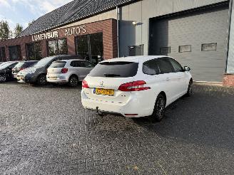 Peugeot 308 1.2 PureTech Blue Lease picture 32