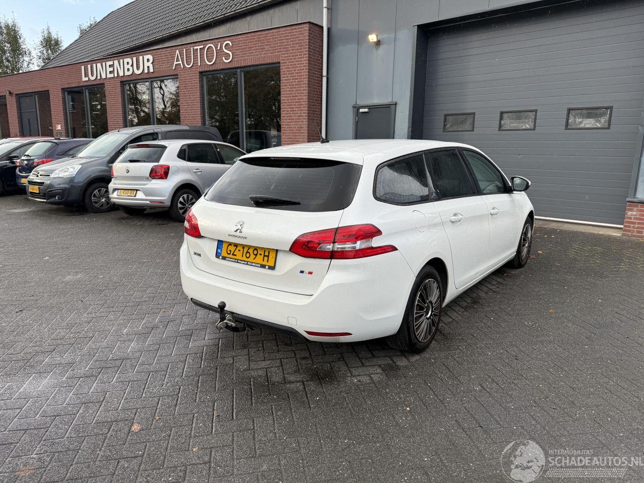 Peugeot 308 1.2 PureTech Blue Lease