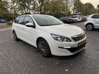 Peugeot 308 1.2 PureTech Blue Lease picture 9