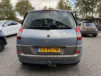 Renault Scenic 2.0-16V Expression Comfort picture 4