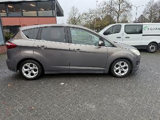 Ford C-Max 1.0 Titanium (MPV 5-dr.) picture 5