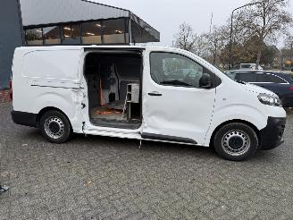 Opel Vivaro-e L3H1 Edition 75 kWh 2 SCHUIFDEUREN picture 7