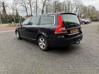 Volvo V-70 2.0 D4 Classic Edition picture 3
