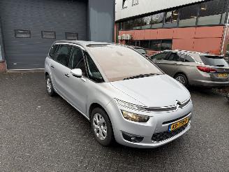 Citroën C4-picasso 1.2 PureTech Tendance 7 PERSOONS picture 33