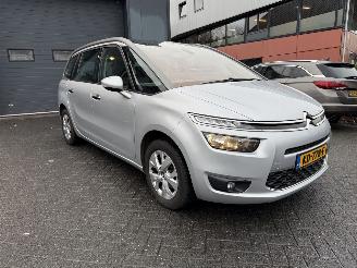 Citroën C4-picasso 1.2 PureTech Tendance 7 PERSOONS picture 9