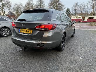 Opel Astra 1.4 Online Edition picture 5