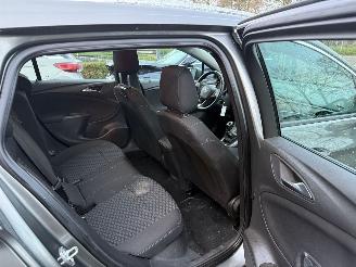 Opel Astra 1.4 Online Edition picture 15