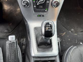 Volvo V-40 2.0 D2 Kinetic (Hatchback 5-dr.) picture 19