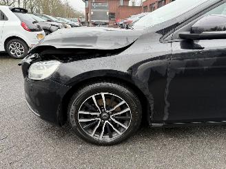 Volvo V-40 2.0 D2 Kinetic (Hatchback 5-dr.) picture 22