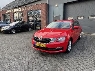 krockskadad bil auto Skoda Octavia 1.0 TSI Greentech Ambition Business 2019/4