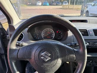 Suzuki Swift 1.3 Comfort (Hatchback 5-dr.) picture 17
