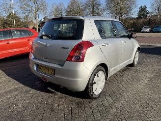 Suzuki Swift 1.3 Comfort (Hatchback 5-dr.) picture 5
