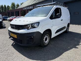 Unfall Kfz Van Peugeot Partner 1.5 BlueHDI Premium 2021/9