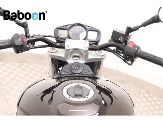 Suzuki  GSR 600 picture 15