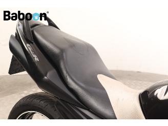 Suzuki  GSR 600 picture 14