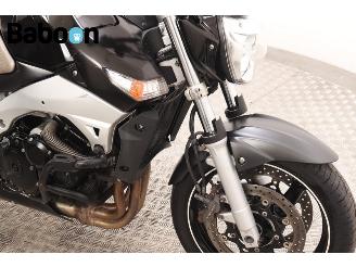 Suzuki  GSR 600 picture 13