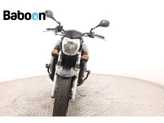 Suzuki  GSR 600 picture 3