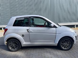 Ligier  IXO 440 DCI picture 2