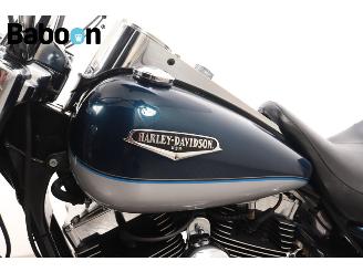 Harley-Davidson  FLHRCI Road King Classic picture 16
