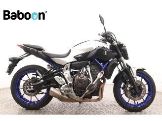 krockskadad bil motor Yamaha MT-07 ABS 2015/4