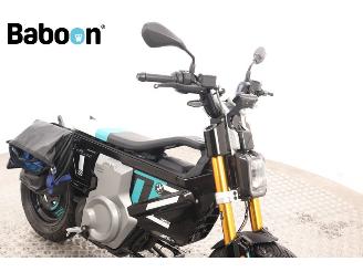 BMW  CE 02 picture 17