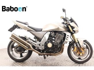 uszkodzony motocykle Kawasaki Z 1000  2005/4