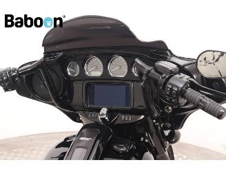 Harley-Davidson  FLHXS Street Glide Special 114 picture 18