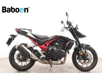 Schade motor Honda CB 750 Hornet 2025/2