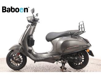 Vespa  Sprint 25KM picture 5