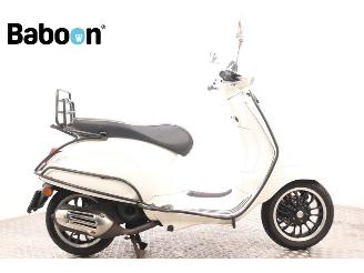 Vespa Sprint 25KM 2021/7