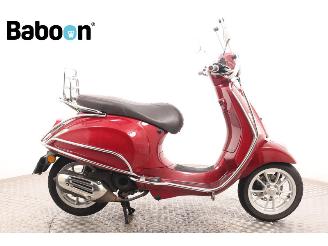 uszkodzony skutery Vespa  Primavera 25KM 2019/12