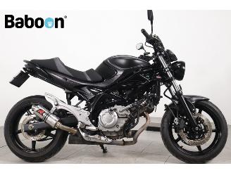 Vaurioauto  motor cycles Suzuki  Gladius 2012/8