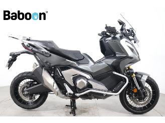 dommages motocyclettes  Honda  X-ADV 2023/7