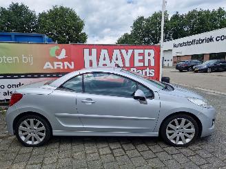 Peugeot 207 207cc 1.6 16v T-sport picture 2