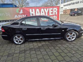 Saab 9-3 2.0T vector picture 2