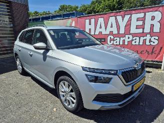 krockskadad bil auto Skoda Kamiq 1.0 tsi business edition 2020/1