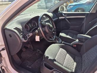 Skoda Octavia 1.6 tdi greentech ambition business line picture 8